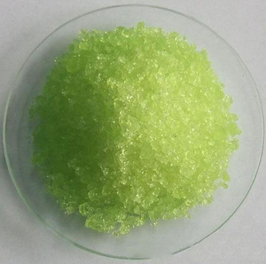 Гидрат хлорида празеодима (III) (PrCl3 • xH2O) -Кристаллический